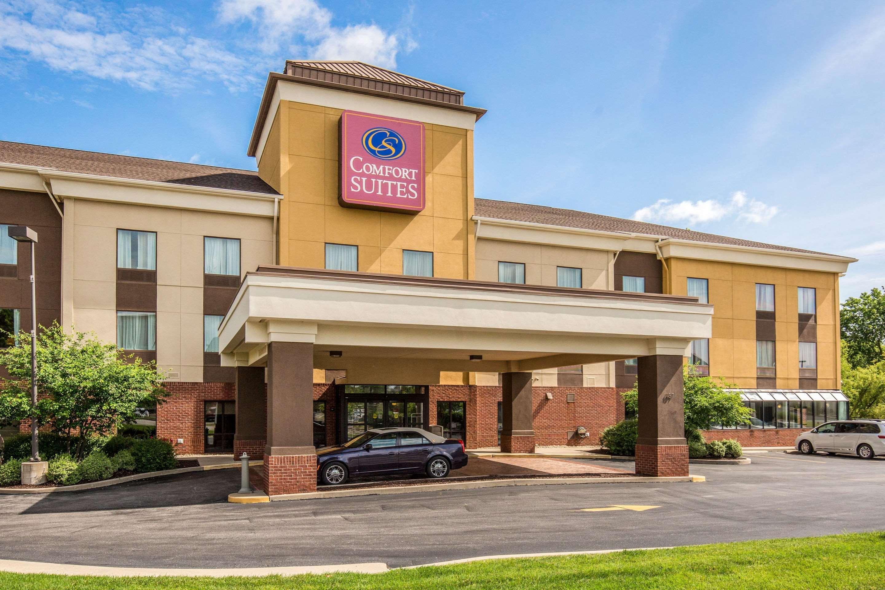 Comfort Suites Fairview Heights Exterior photo